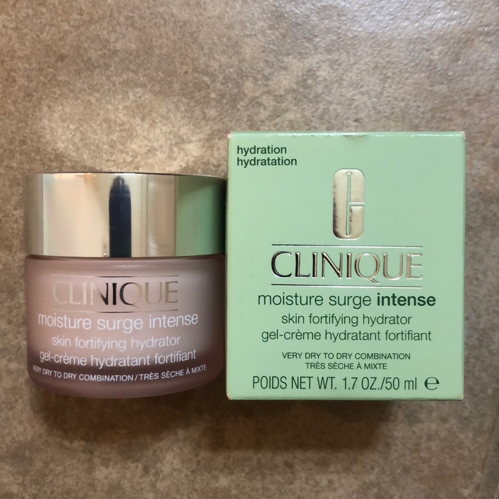 Clinique moisture surge intense
